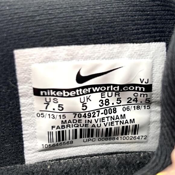 Nike Roshe One Flyknit Shoes Womens Size 7.5 704927-008 Running Sneakers - Picture 9 of 9